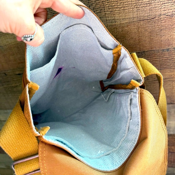 Unisex Carhartt Durable Adjustable Crossbody - Picture 11 of 12